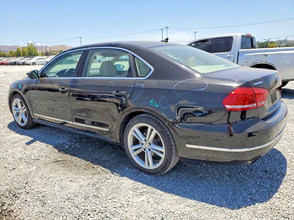 2012 Volkswagen Passat მანქანა იყიდება აუქციონზე, vin: 1VWCM7A32CC008782, აუქციონის ნომერი: 57213836