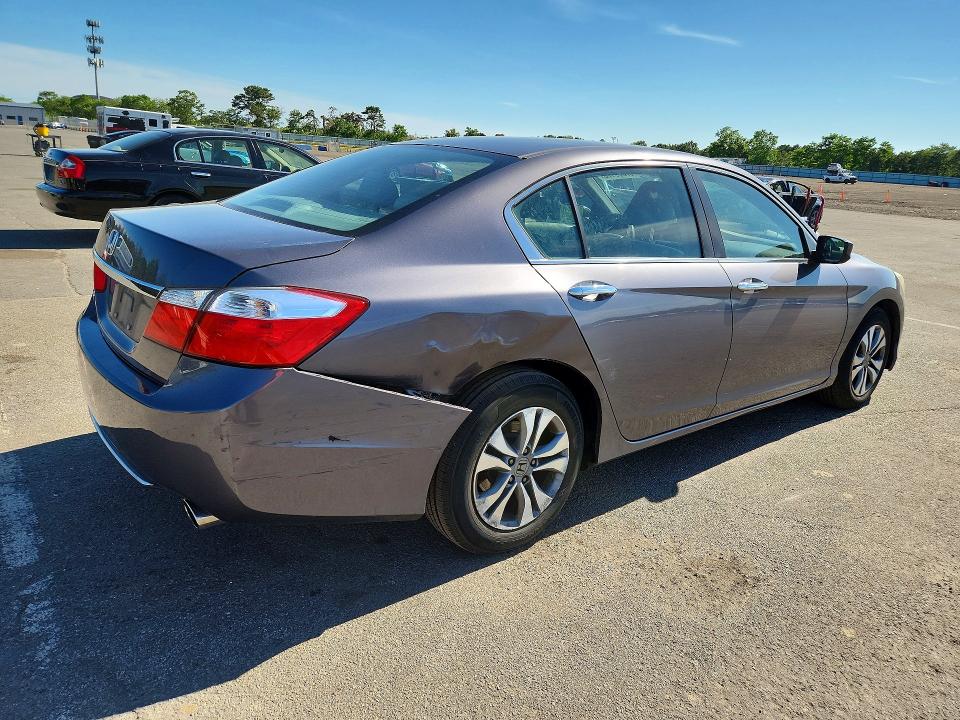 57359176 :رقم المزاد ، 1HGCR2F37FA128580 vin ، 2015 Honda Accord مزاد بيع