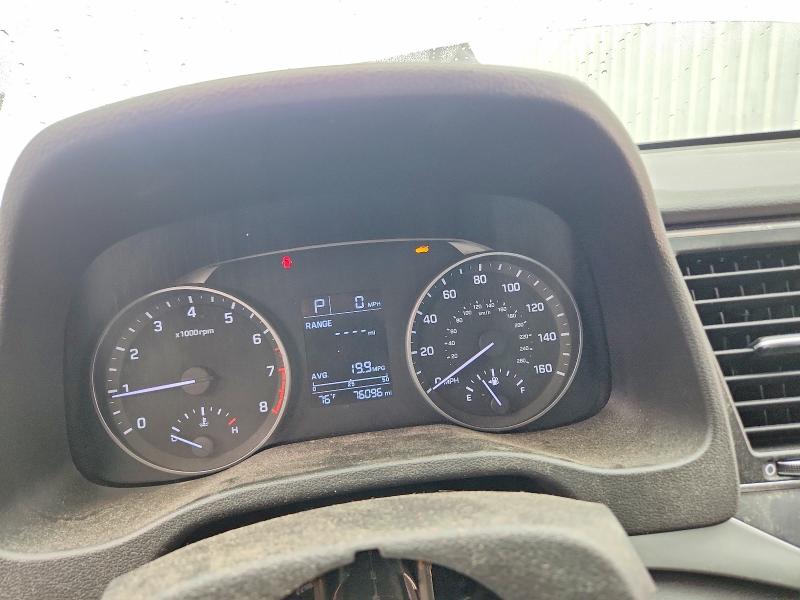 Aukcja sprzedaży 2018 Hyundai Elantra, vin: 5NPD74LF5JH215639, numer aukcji: 58765396