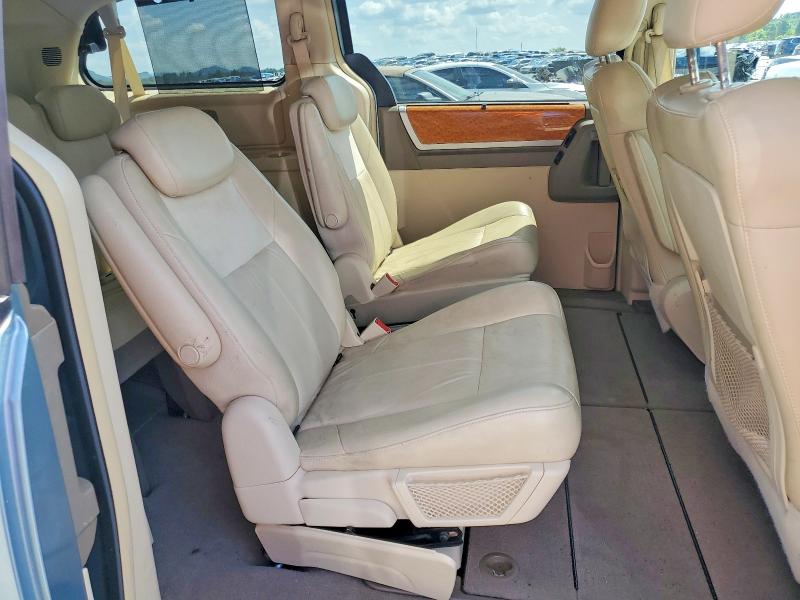 Продажа на аукционе авто 2010 Chrysler Town & Country, vin: 2A4RR6DX7AR136828, номер лота: 56830786