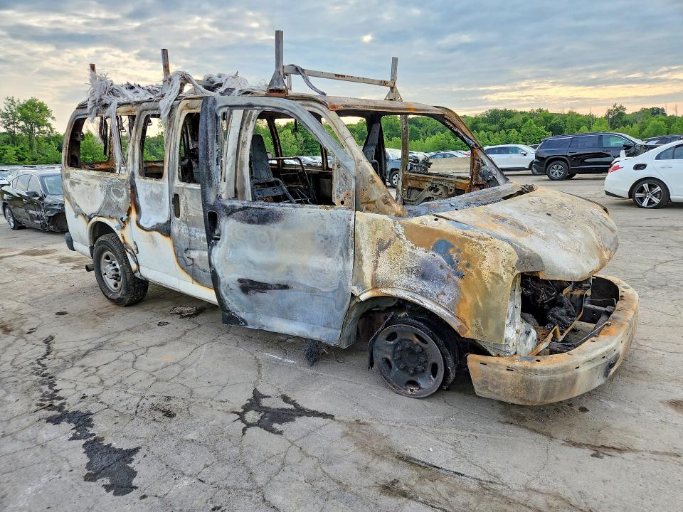 56466466 :رقم المزاد ، 1GAWGEFP4K1362216 vin ، 2019 Chevrolet Express G2500 مزاد بيع