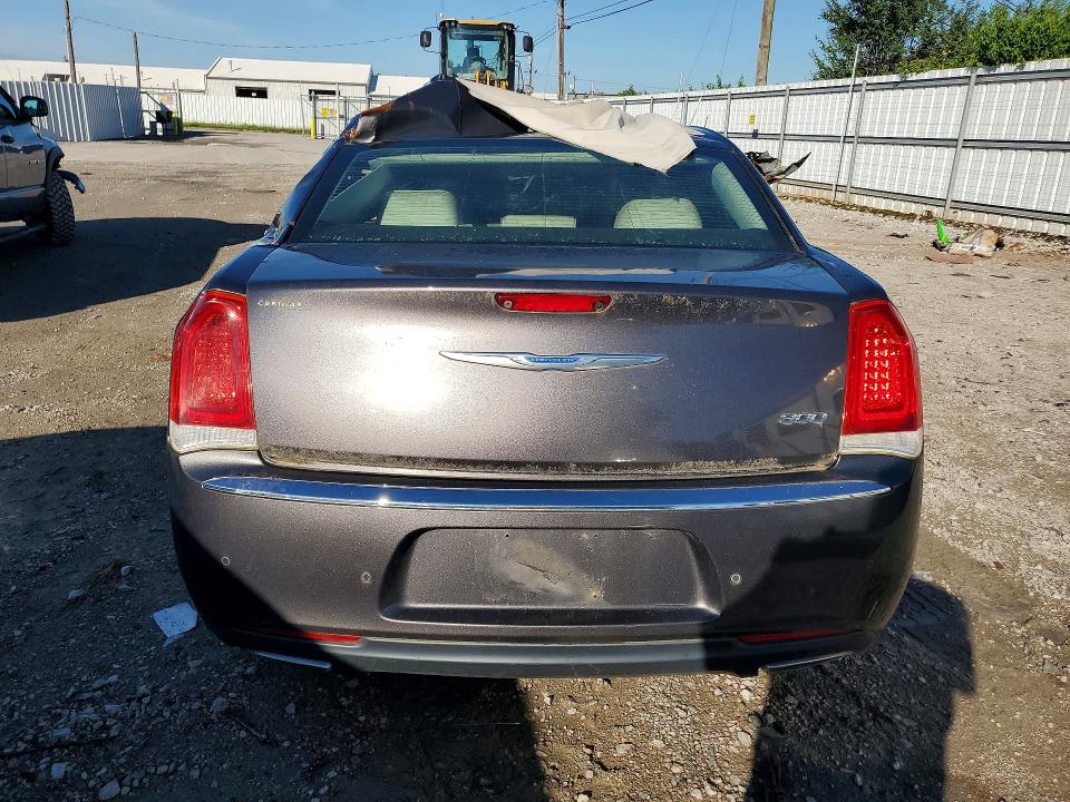 47719116 :رقم المزاد ، 2C3CCAEG5JH227802 vin ، 2018 Chrysler 300 مزاد بيع