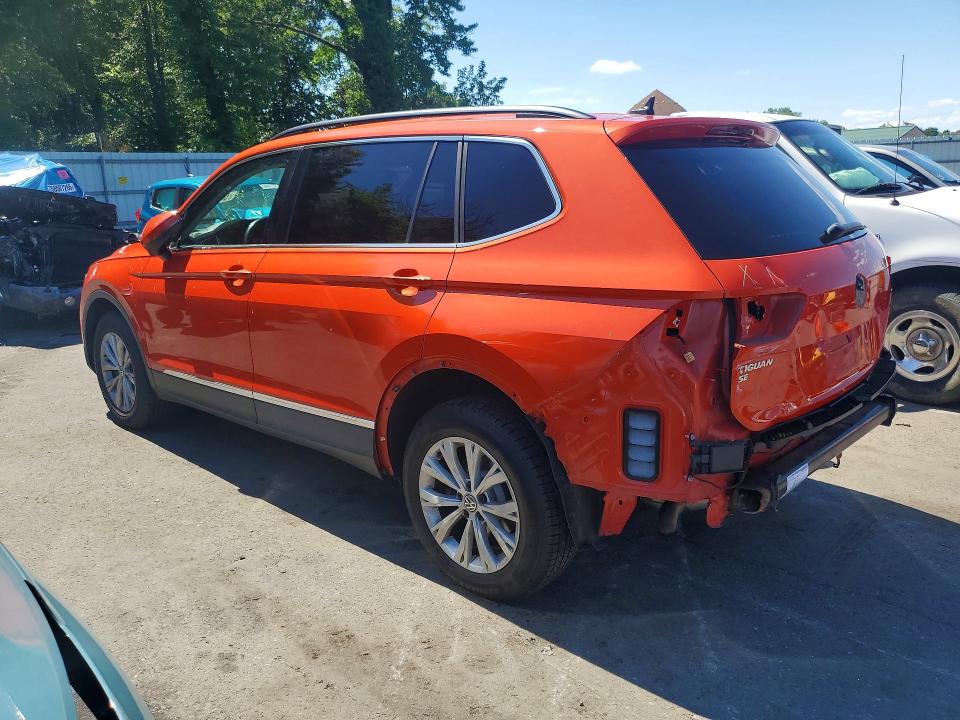 Продажа на аукционе авто 2018 Volkswagen Tiguan, vin: 3VV3B7AX2JM213768, номер лота: 58540056