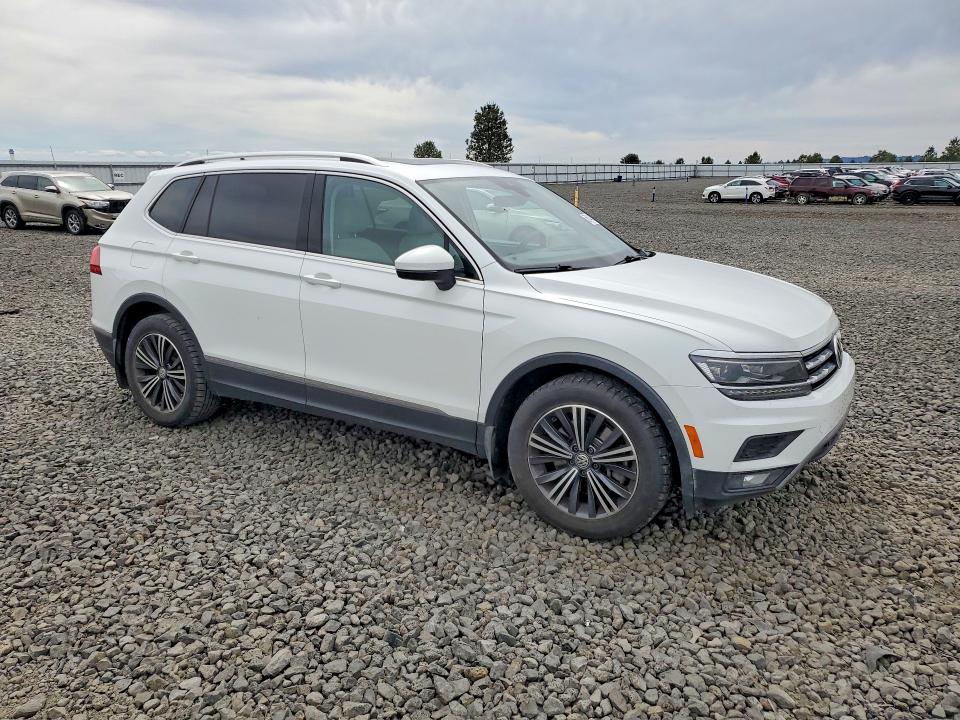 Продаж на аукціоні авто 2018 Volkswagen Tiguan, vin: 3VV4B7AX2JM121791, номер лоту: 56144576