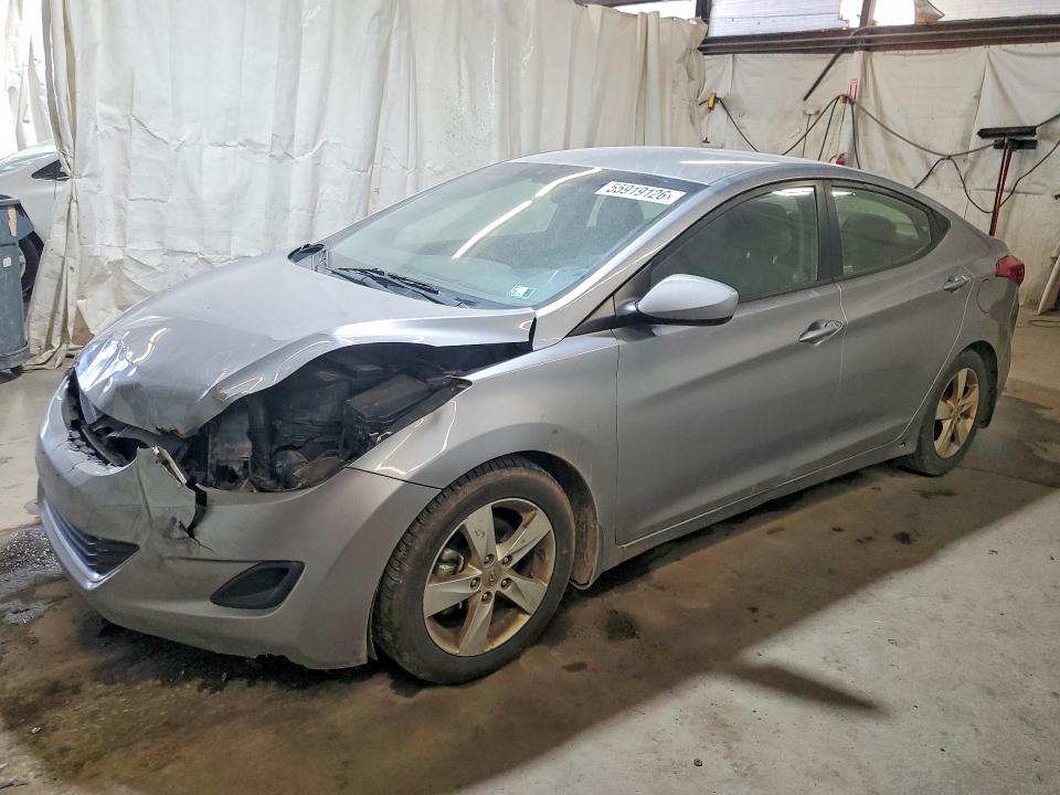 2013 Hyundai Elantra მანქანა იყიდება აუქციონზე, vin: KMHDH4AE8DU888647, აუქციონის ნომერი: 55919126