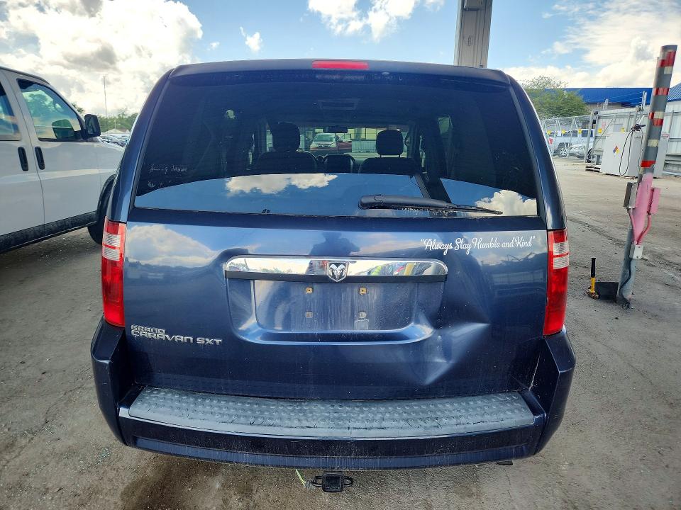 58630356 :رقم المزاد ، 2D8HN54P28R130194 vin ، 2008 Dodge Grand Caravan مزاد بيع