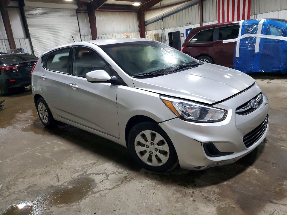 59015896 :رقم المزاد ، KMHCT5AE6FU232224 vin ، 2015 Hyundai Accent مزاد بيع
