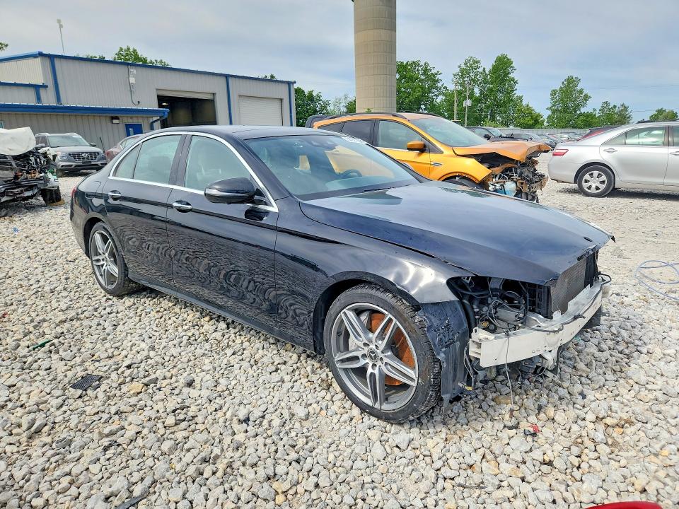 Продаж на аукціоні авто 2018 Mercedes-benz E, vin: WDDZF4KB3JA401152, номер лоту: 54551306