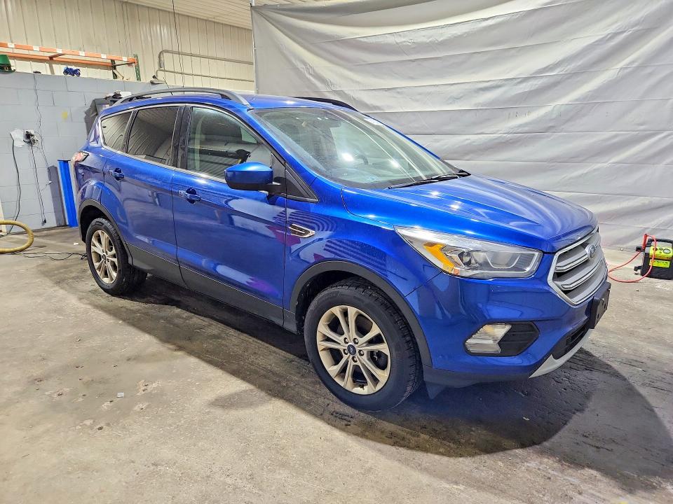 2018 Ford Escape მანქანა იყიდება აუქციონზე, vin: 1FMCU9HD6JUD46007, აუქციონის ნომერი: 57422566