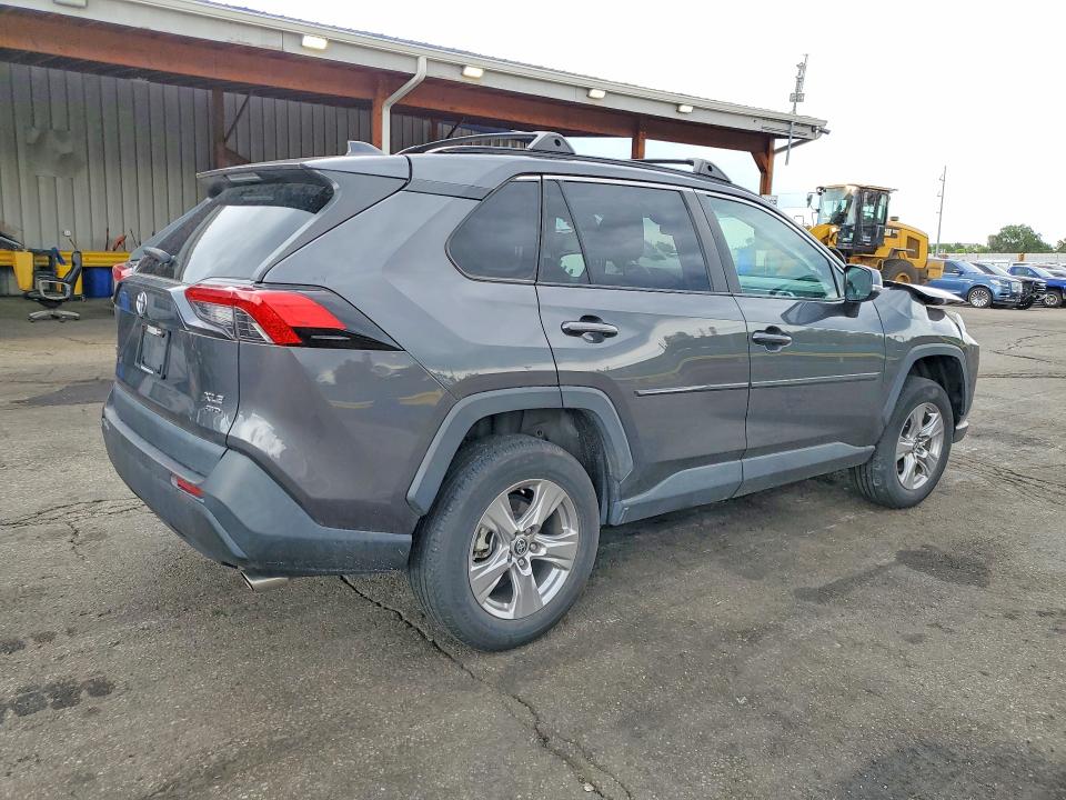 55857656 :رقم المزاد ، 2T3P1RFV0NW326452 vin ، 2022 Toyota Rav4 مزاد بيع