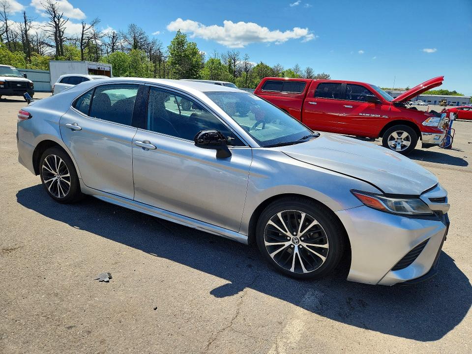 Продажа на аукционе авто 2019 Toyota Camry, vin: 4T1B11HK3KU231399, номер лота: 55577016