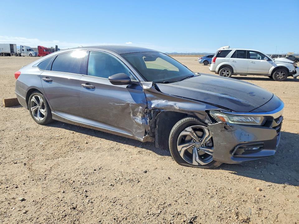 56665936 :رقم المزاد ، 1HGCV1F59JA085196 vin ، 2018 Honda Accord مزاد بيع