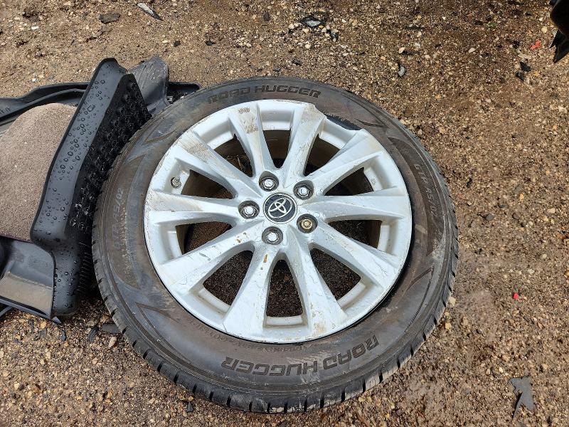 Продаж на аукціоні авто 2018 Toyota Camry, vin: JTNB11HK4J3001715, номер лоту: 56063246