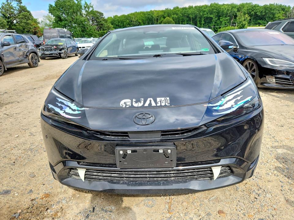 58527166 :رقم المزاد ، JTDACACU1T3056631 vin ، 2026 Toyota Prius Plug-in Hybrid مزاد بيع