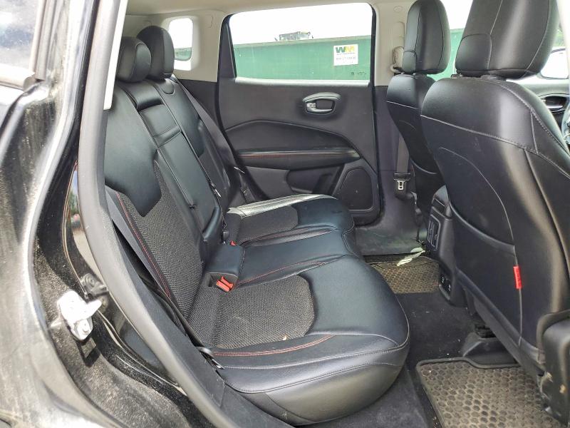 58084556 :رقم المزاد ، 3C4NJDDB2HT646418 vin ، 2017 Jeep Compass مزاد بيع