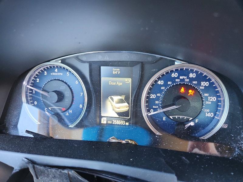 57689186 :رقم المزاد ، 4T4BF1FK2GR519416 vin ، 2016 Toyota Camry مزاد بيع
