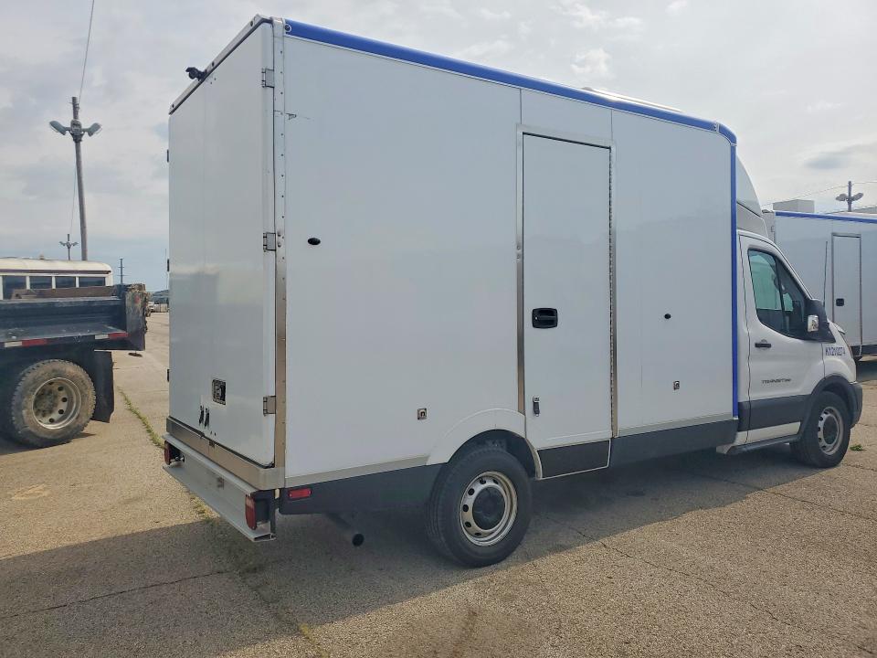 2022 Ford Transit მანქანა იყიდება აუქციონზე, vin: 1FDBW5Z8XNKA01581, აუქციონის ნომერი: 55894966