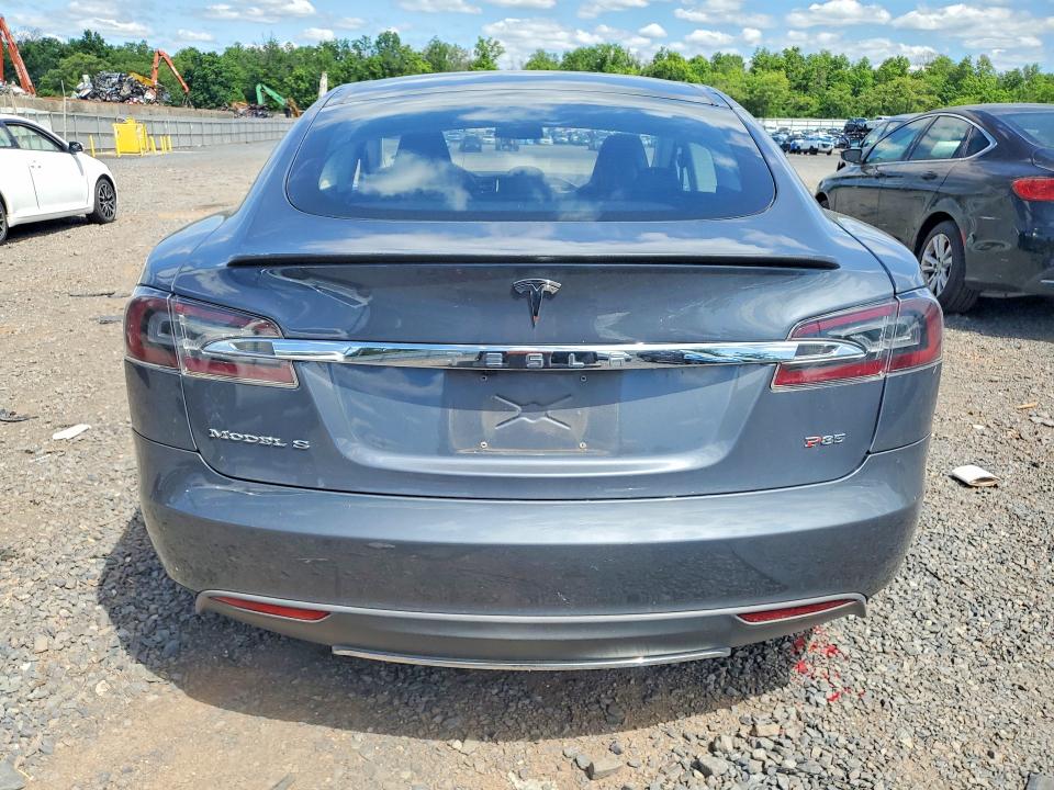 56459136 :رقم المزاد ، 5YJSA1DP6DFP12779 vin ، 2013 Tesla Model S مزاد بيع