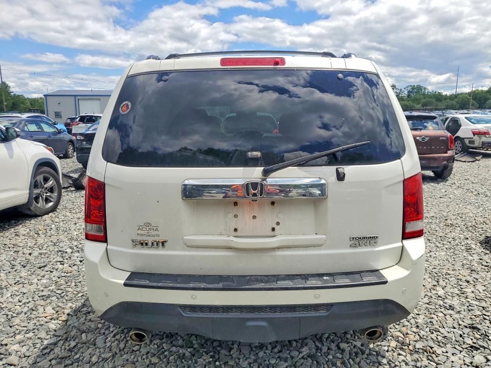 56943296 :رقم المزاد ، 5FNYF4H96EB051555 vin ، 2014 Honda Pilot مزاد بيع