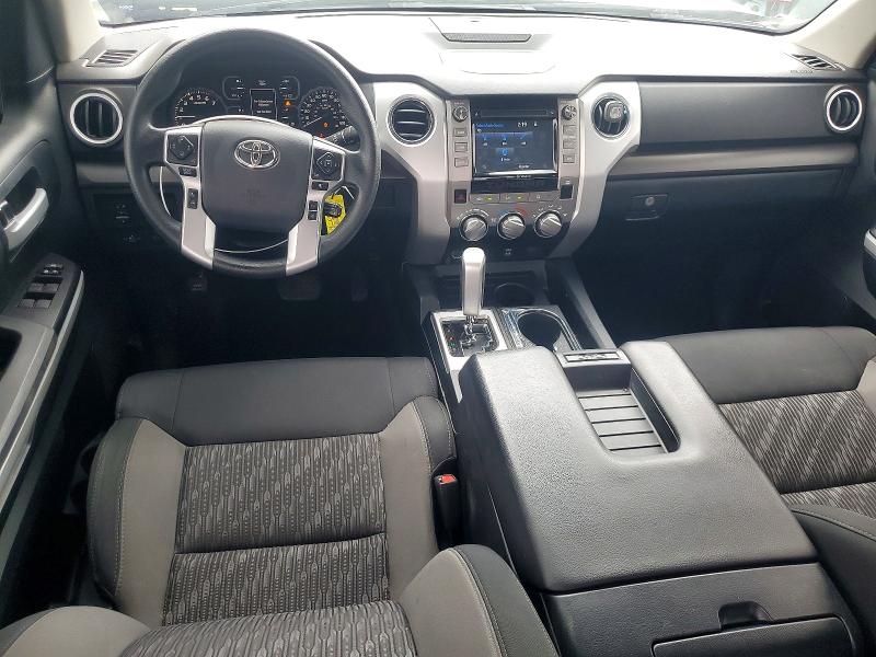 56869936 :رقم المزاد ، 5TFRM5F15JX129773 vin ، 2018 Toyota Tundra مزاد بيع