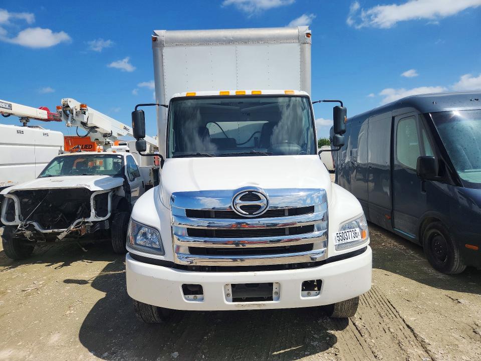 55037736 :رقم المزاد ، 5PVNJ8JV6L4S75932 vin ، 2020 Hino 258/268 مزاد بيع