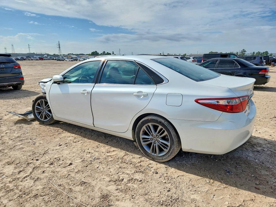 55913616 :رقم المزاد ، 4T1BF1FKXHU287191 vin ، 2017 Toyota Camry مزاد بيع