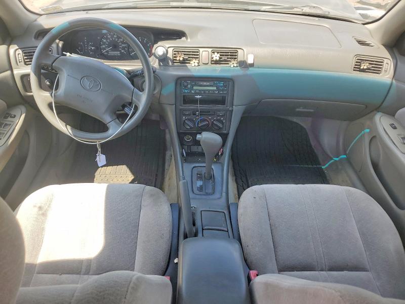 1998 Toyota Camry მანქანა იყიდება აუქციონზე, vin: 4T1BG22KXWU187162, აუქციონის ნომერი: 57836806