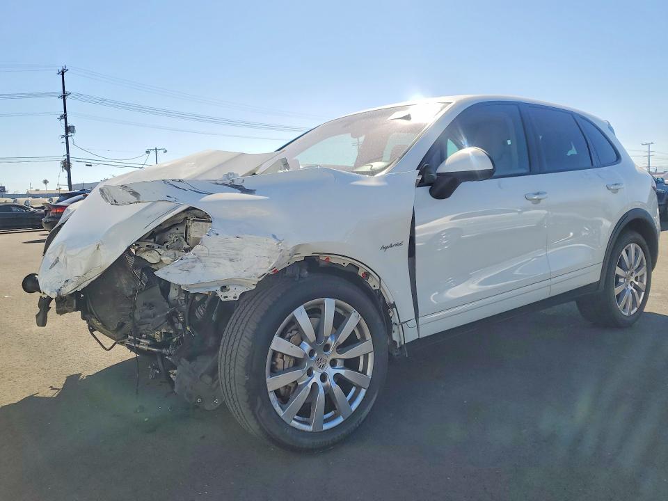 Продажа на аукционе авто 2012 Porsche Cayenne, vin: WP1AE2A24CLA93947, номер лота: 56636276