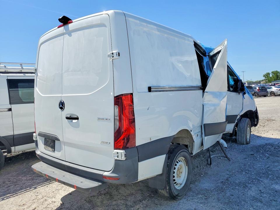 54325856 :رقم المزاد ، W1Y4NBVY9PT146933 vin ، 2023 Mercedes Benz Sprinter مزاد بيع