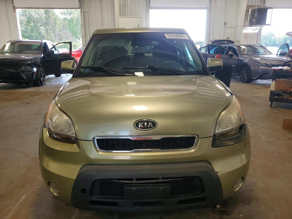 59356806 :رقم المزاد ، KNDJT2A24B7303042 vin ، 2011 Kia Soul مزاد بيع