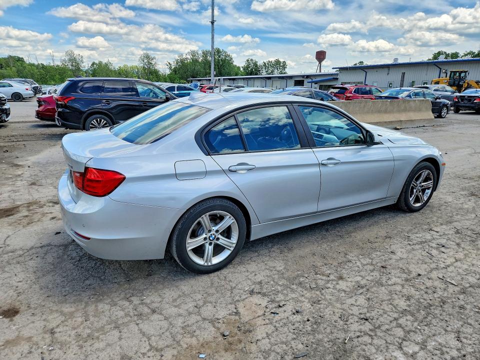 58292926 :رقم المزاد ، WBA3B3C55DF538872 vin ، 2013 Bmw 328 مزاد بيع