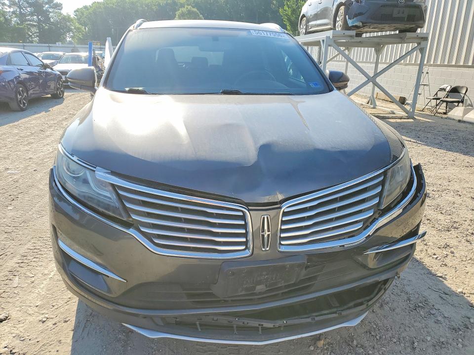 56177556 :رقم المزاد ، 5LMCJ2D97JUL22572 vin ، 2018 Lincoln Mkc مزاد بيع
