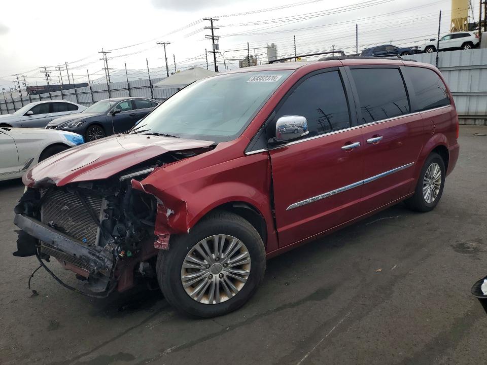 2015 Chrysler Town & Country მანქანა იყიდება აუქციონზე, vin: 2C4RC1CG7FR582674, აუქციონის ნომერი: 58332376