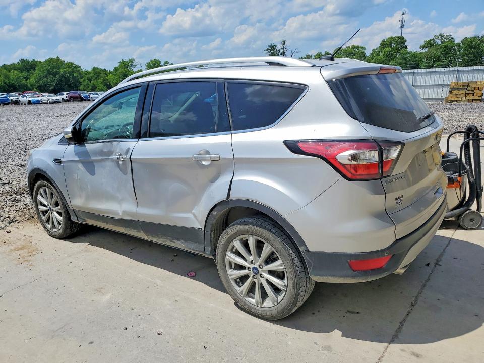 Продажа на аукционе авто 2017 Ford Escape, vin: 1FMCU0JD8HUE97396, номер лота: 55978996