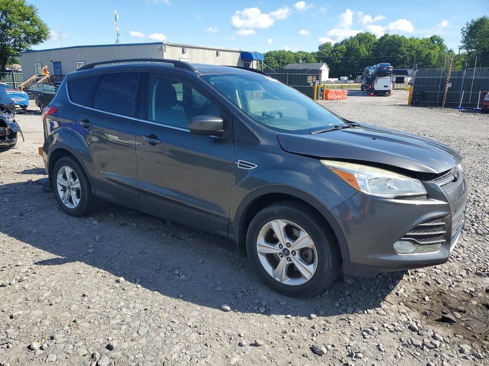 58084936 :رقم المزاد ، 1FMCU9GX7FUA03161 vin ، 2015 Ford Escape مزاد بيع