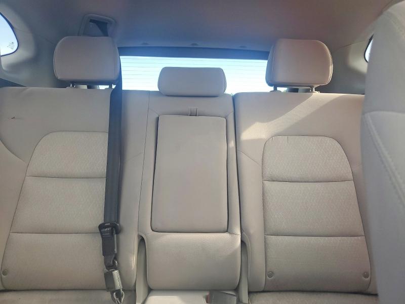 2017 Hyundai Tucson მანქანა იყიდება აუქციონზე, vin: KM8J3CA41HU260356, აუქციონის ნომერი: 57893826