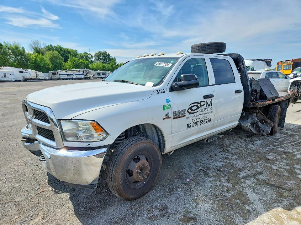 55897306 :رقم المزاد ، 3C7WRSCL3JG116083 vin ، 2018 Ram 3500 مزاد بيع