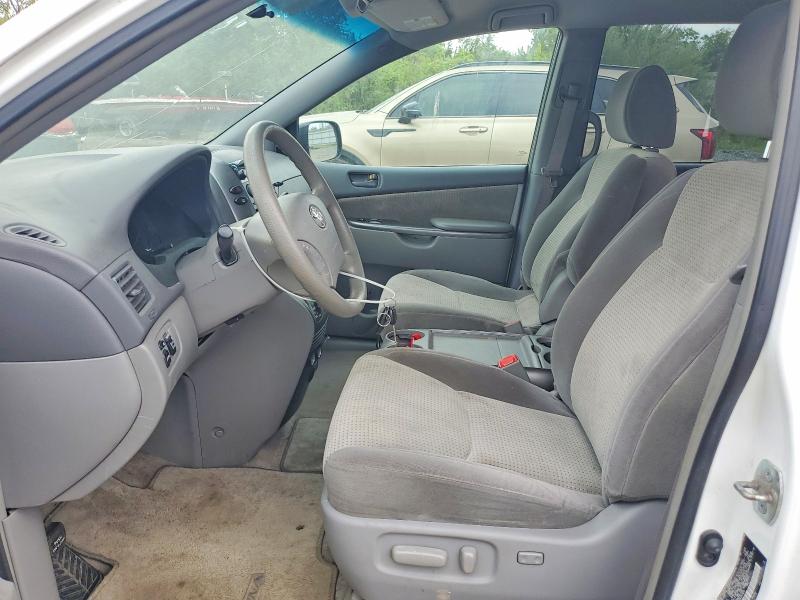 56624266 :رقم المزاد ، 5TDKK4CC0AS291615 vin ، 2010 Toyota Sienna مزاد بيع