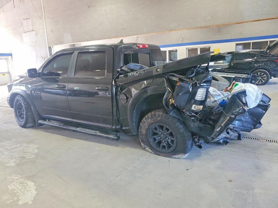 56493676 :رقم المزاد ، 1C6RR7YT8HS814005 vin ، 2017 Ram 1500 مزاد بيع