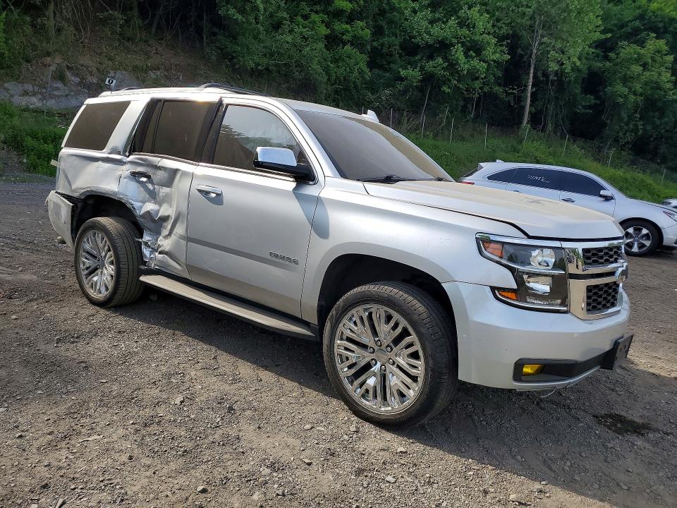 2017 Chevrolet Tahoe მანქანა იყიდება აუქციონზე, vin: 1GNSKBKCXHR393302, აუქციონის ნომერი: 55823486
