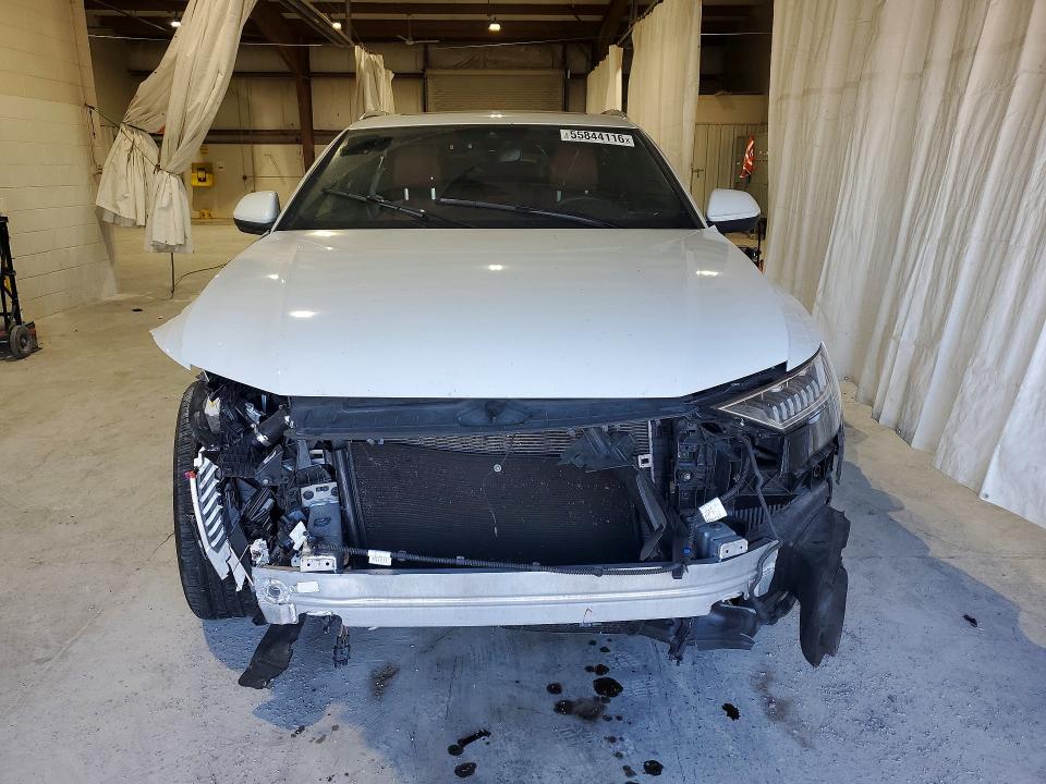 Продаж на аукціоні авто 2021 Audi Q8, vin: WA1BVAF16MD010377, номер лоту: 55844116