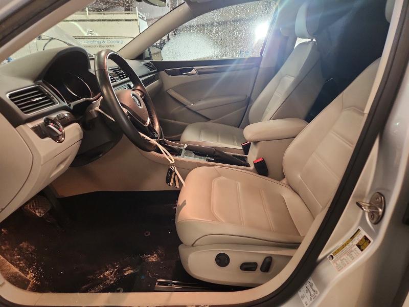 58406176 :رقم المزاد ، 1VWBA7A34JC047231 vin ، 2018 Volkswagen Passat مزاد بيع