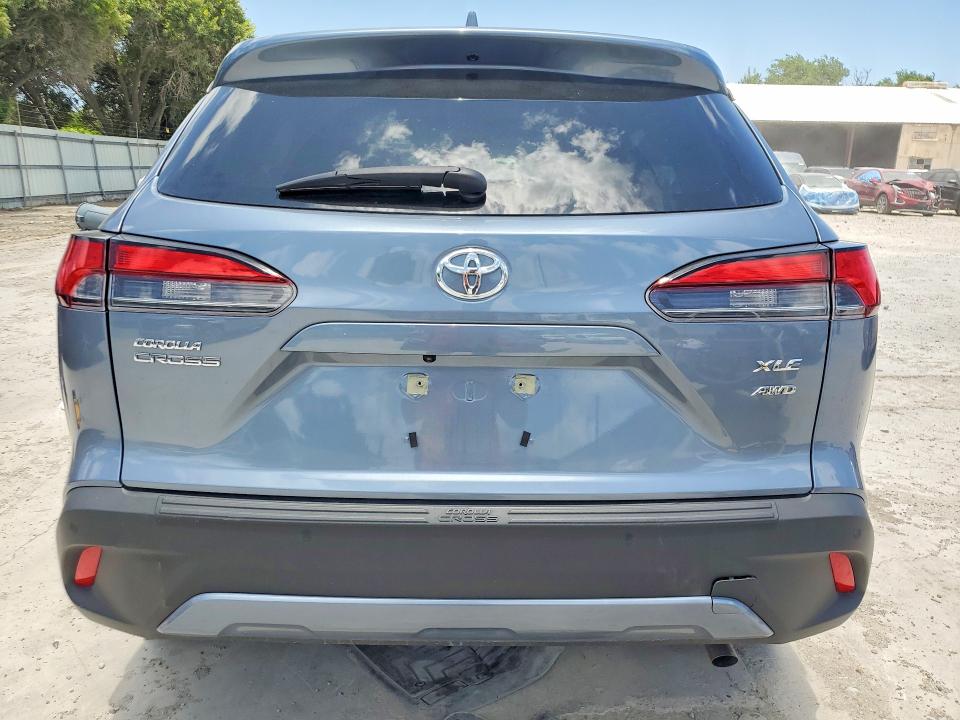 59231006 :رقم المزاد ، 7MUDAABG7RV080654 vin ، 2024 Toyota Corolla Cross مزاد بيع