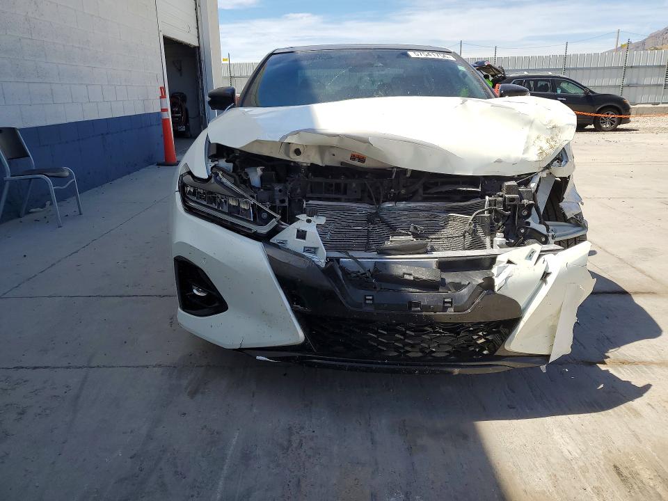57541756 :رقم المزاد ، 1N4AA6EV7PC504620 vin ، 2023 Nissan Maxima مزاد بيع