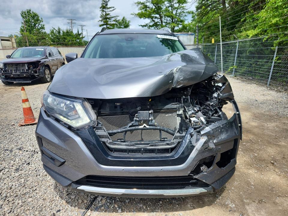 2020 Nissan Rogue მანქანა იყიდება აუქციონზე, vin: KNMAT2MV5LP521501, აუქციონის ნომერი: 57223956