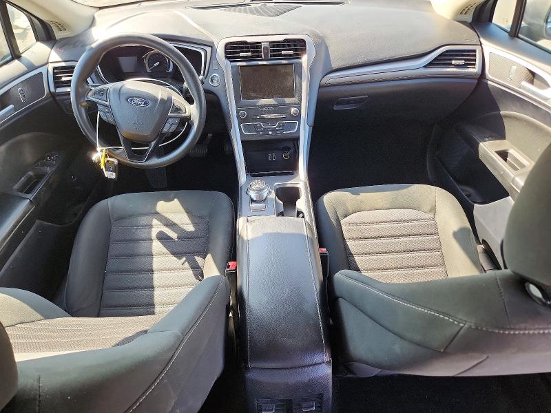 56412806 :رقم المزاد ، 3FA6P0LU4LR267348 vin ، 2020 Ford Fusion مزاد بيع