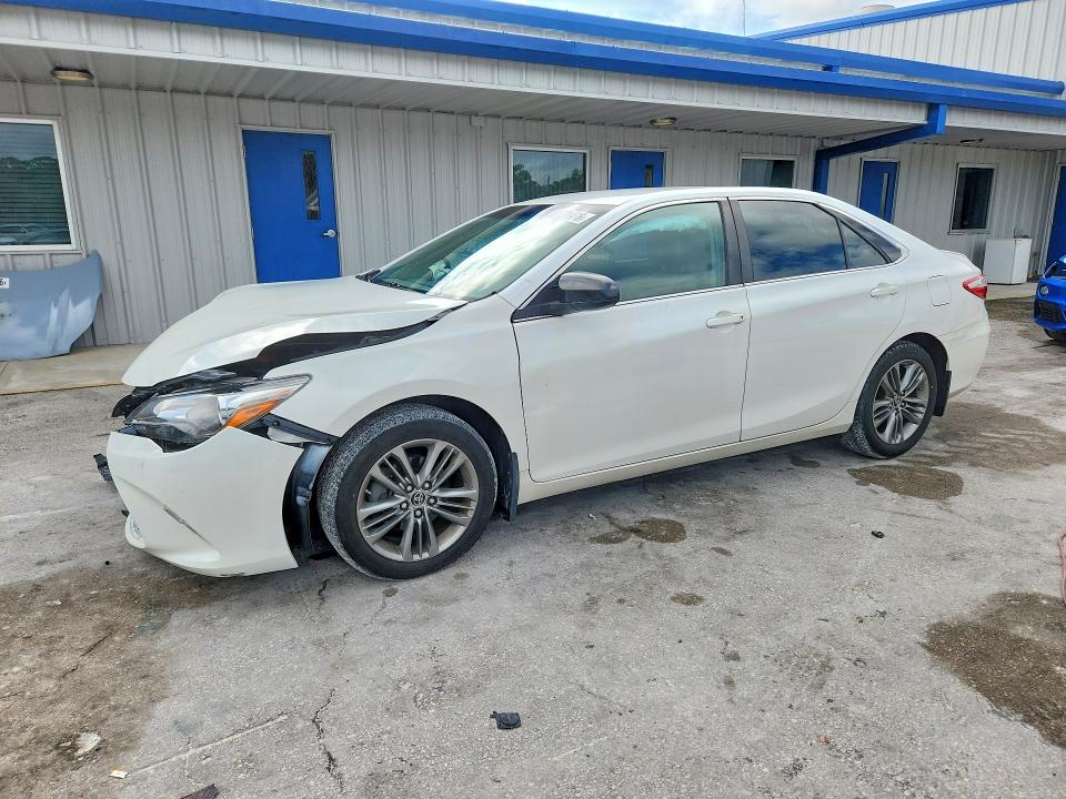 2016 Toyota Camry მანქანა იყიდება აუქციონზე, vin: 4T1BF1FK8GU120391, აუქციონის ნომერი: 55589076