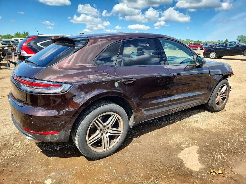 58212696 :رقم المزاد ، WP1AA2A51MLB16981 vin ، 2021 Porsche Macan مزاد بيع