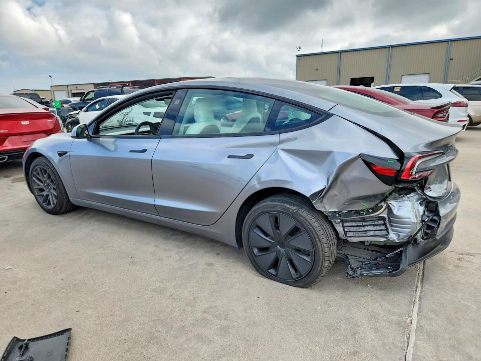 57084416 :رقم المزاد ، 5YJ3E1EA5SF904274 vin ، 2025 Tesla Model 3 مزاد بيع