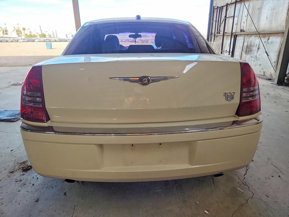 Продажа на аукционе авто 2005 Chrysler 300c, vin: 2C3JA63H85H616509, номер лота: 57013156